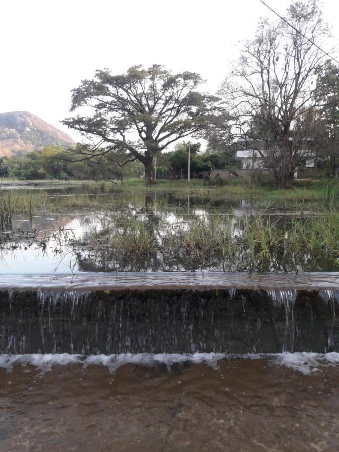 Lake View Dambulla Luaran gambar